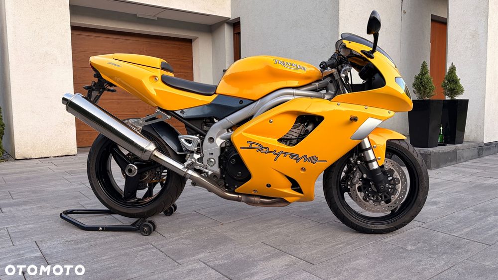 Triumph Daytona - 21