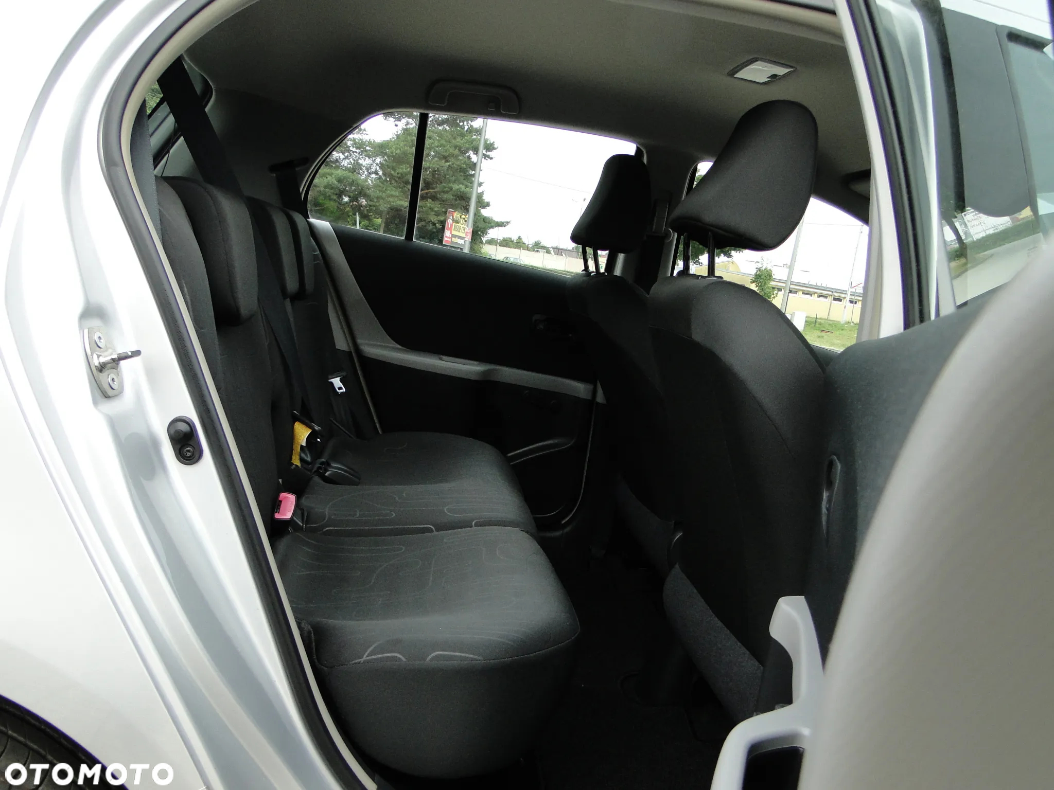 Toyota Yaris - 17