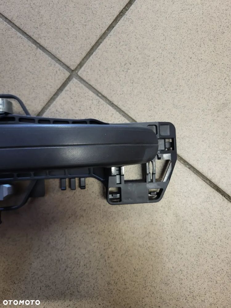 KLAMKA DRZWI PRZESUWNYCH PRAWYCH FORD TRANSIT MK8 - 3