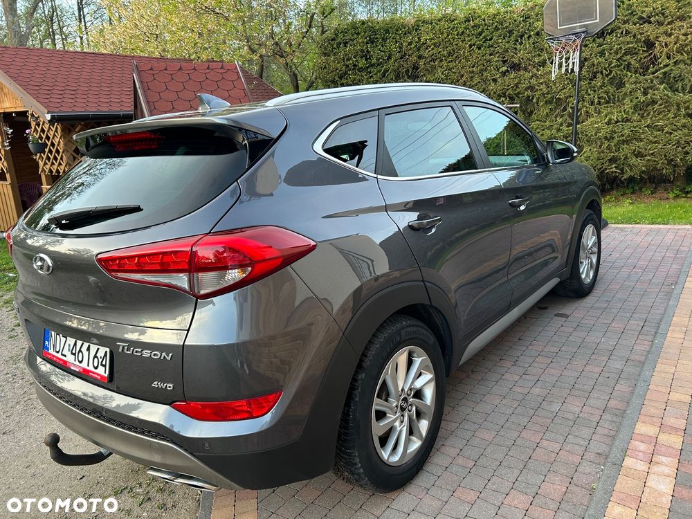 Hyundai Tucson 2.0 CRDI Comfort 4WD - 9