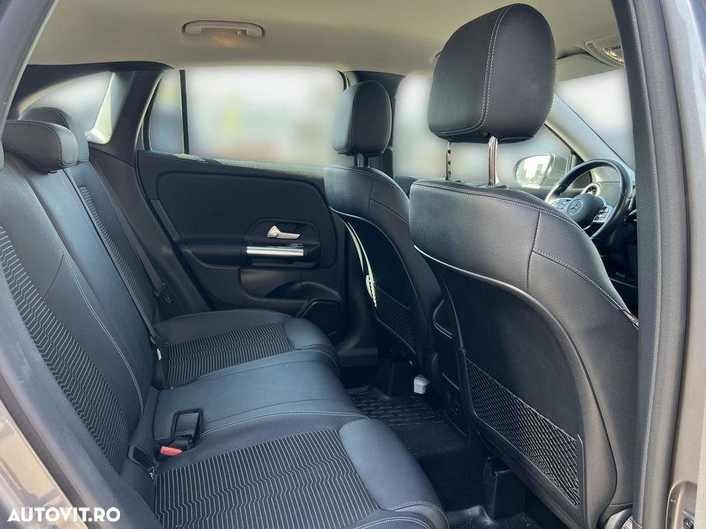 Mercedes-Benz GLA 200 d 4MATIC Aut. - 14