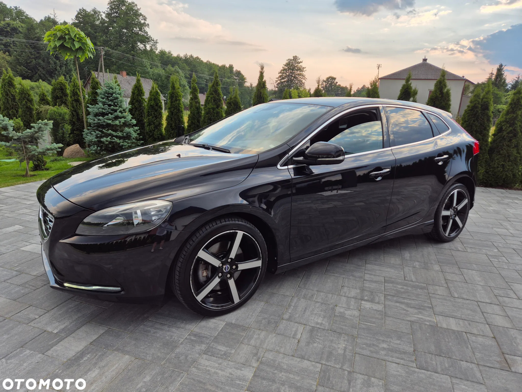 Volvo V40 D4 Drive-E Momentum - 11