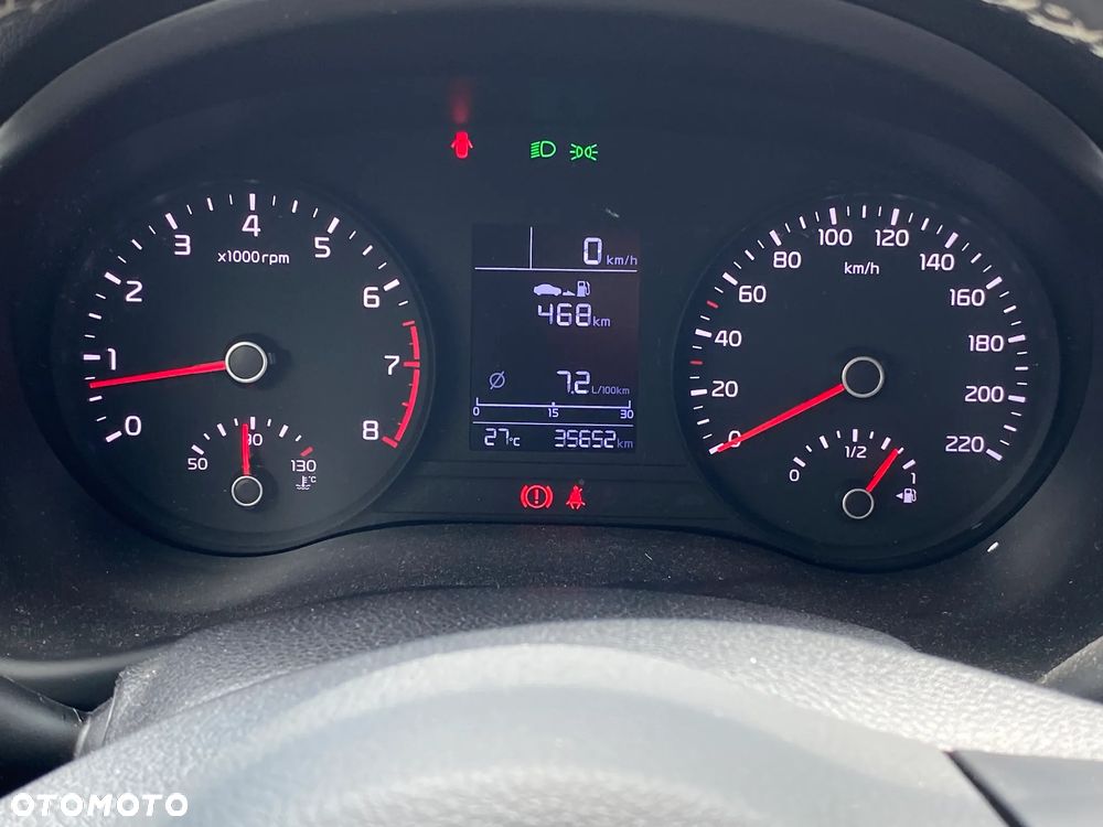 Kia Stonic 1.4 L - 17