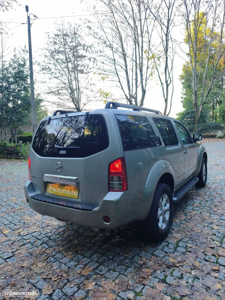 Nissan Pathfinder 2.5 dCi SE Comfort IT+Bose Auto. - 2