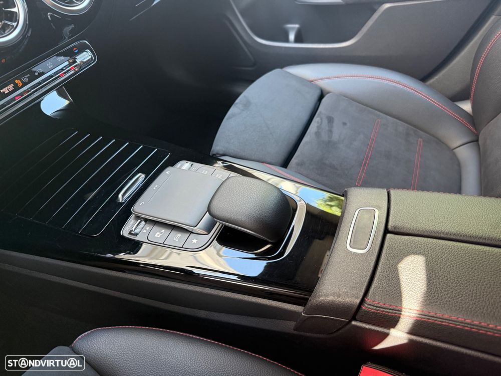 Mercedes-Benz CLA 180 d Shooting Brake AMG Line Aut. - 23