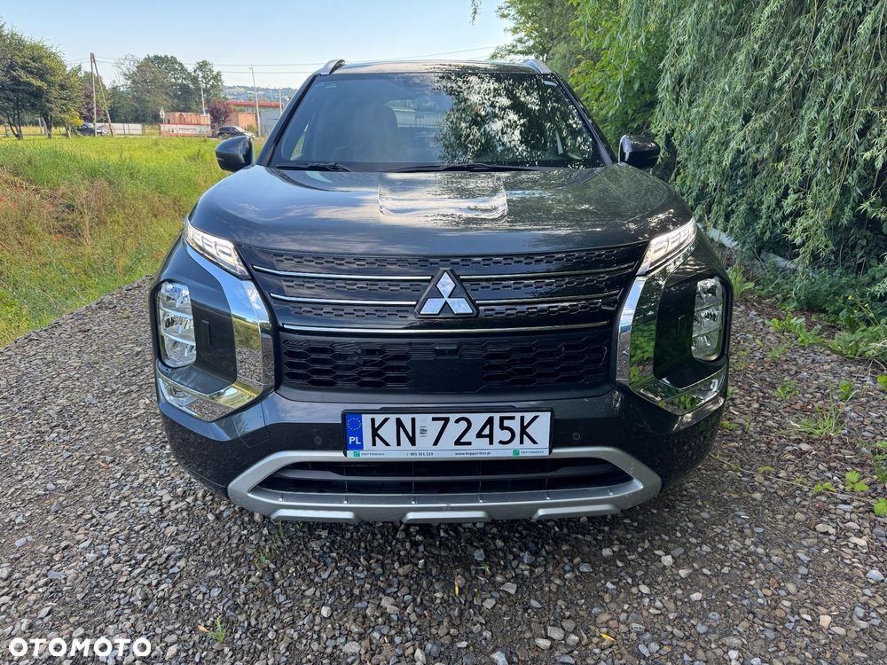 Mitsubishi Outlander 2.4 4WD Diamant TOP - 3