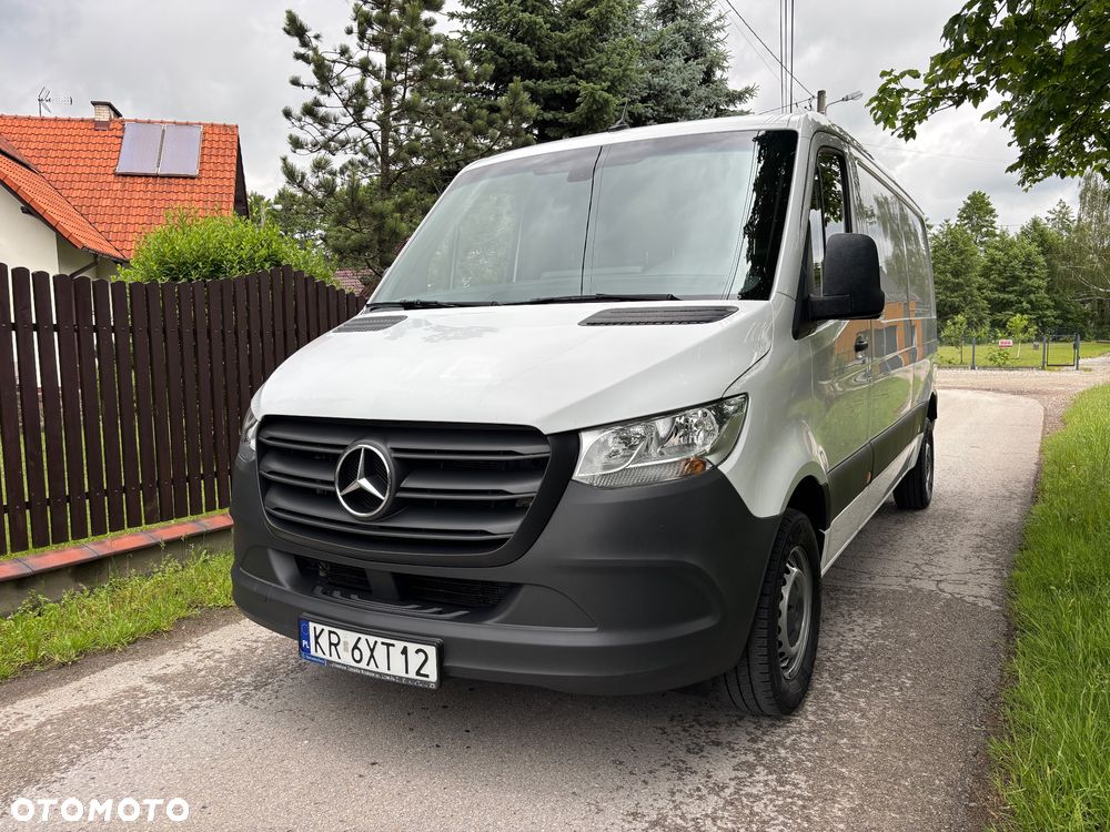 Mercedes-Benz Sprinter - 5