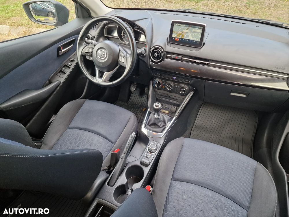 Mazda 2 SKYACTIV-D 105 Sports-Line - 28