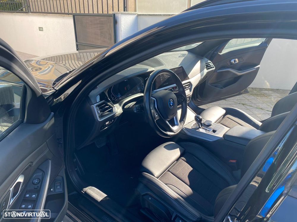 BMW 320 e Corporate Edition Auto - 17