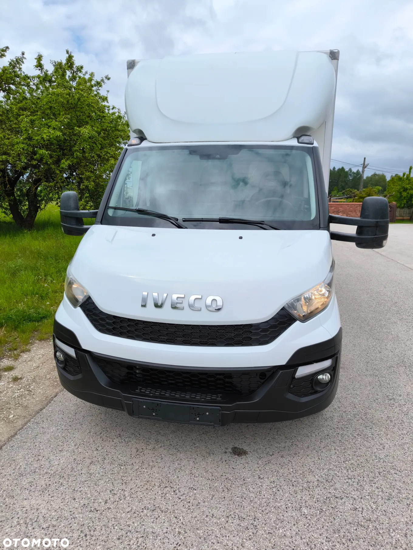 Iveco 35C17 Cena: 66500 zł netto Kontener Izoterma Klimatronic - 2