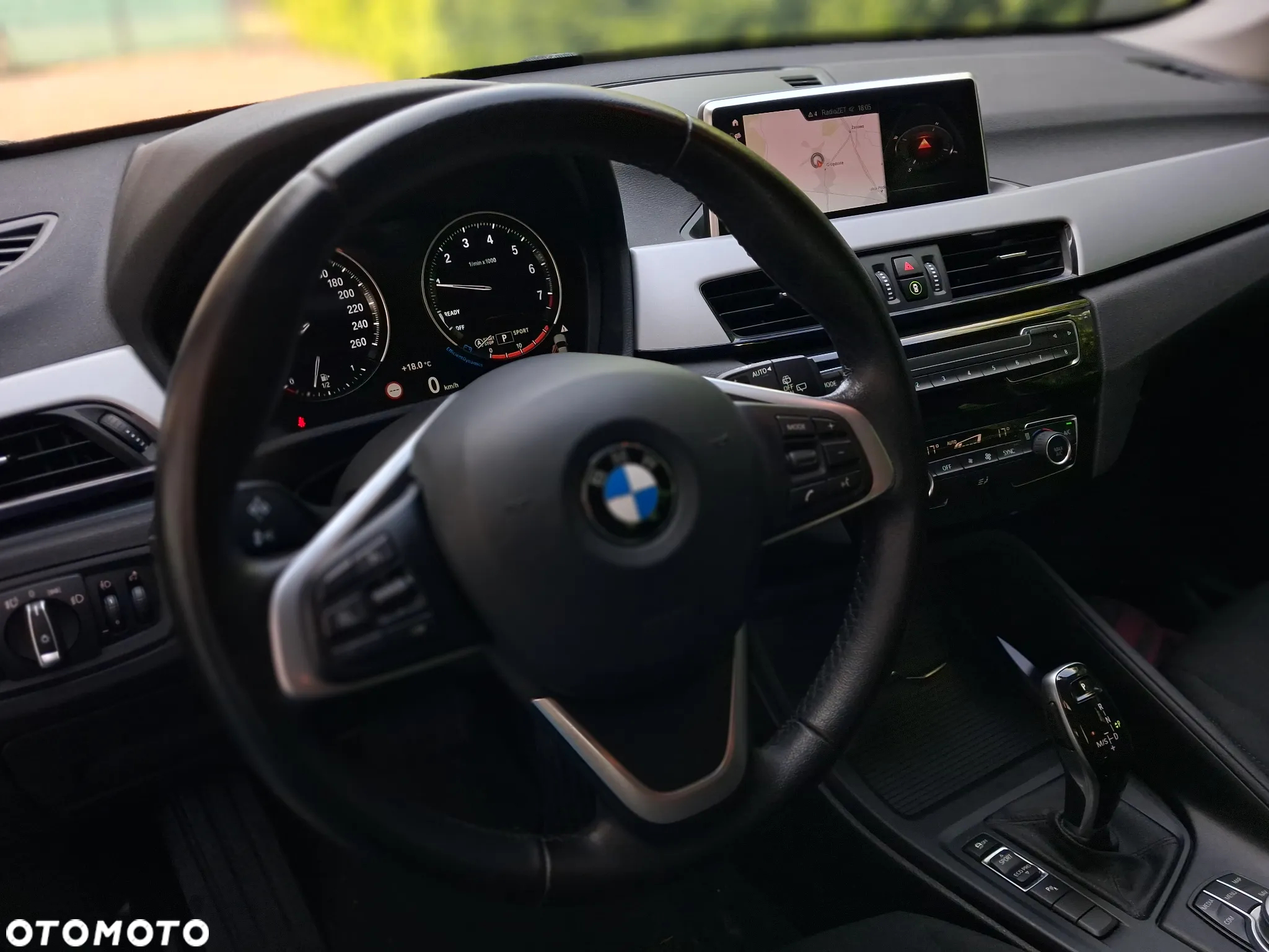 BMW X1 sDrive18i Business Edition - 18