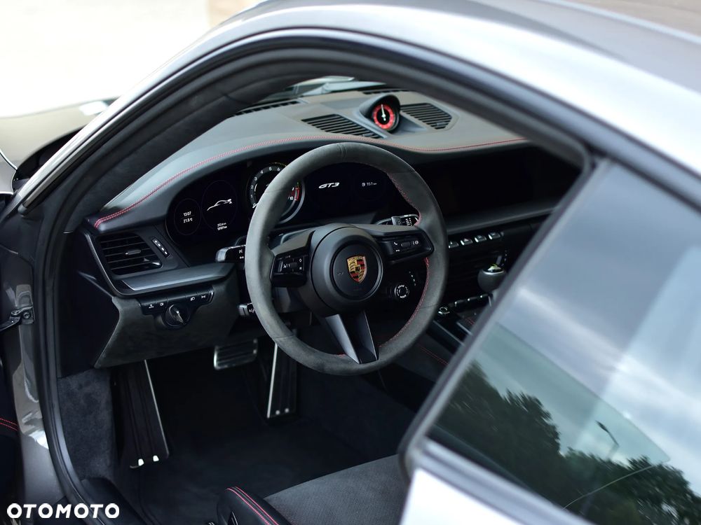 Porsche 911 GT3 - 11