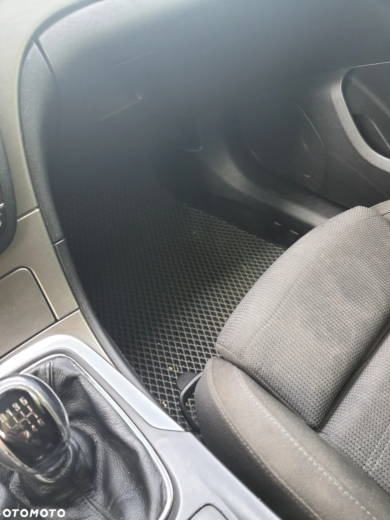 Opel Insignia 2.0 CDTI - 10