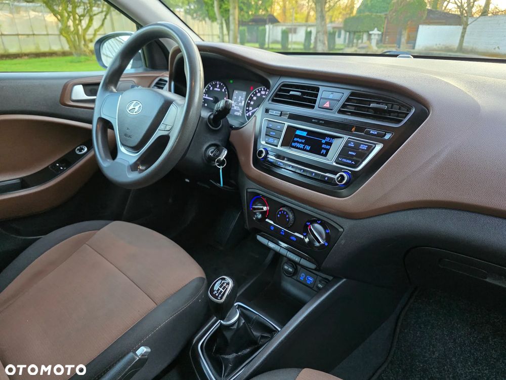 Hyundai i20 1.1 CRDi Classic + - 22