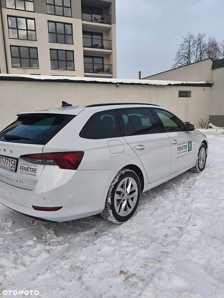 Skoda Octavia 2.0 TDI Ambition DSG - 6