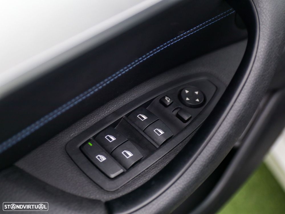 BMW X1 25 e xDrive Pack M - 44