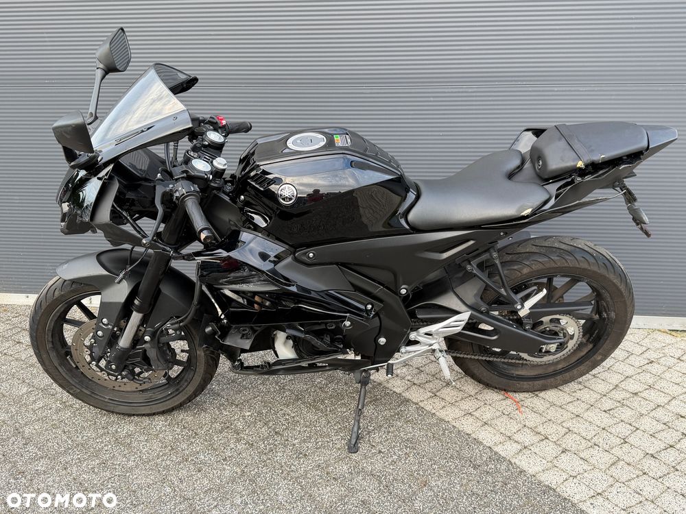 Yamaha YZF - 14