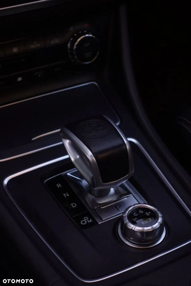 Mercedes-Benz CLA AMG 45 4-Matic - 7