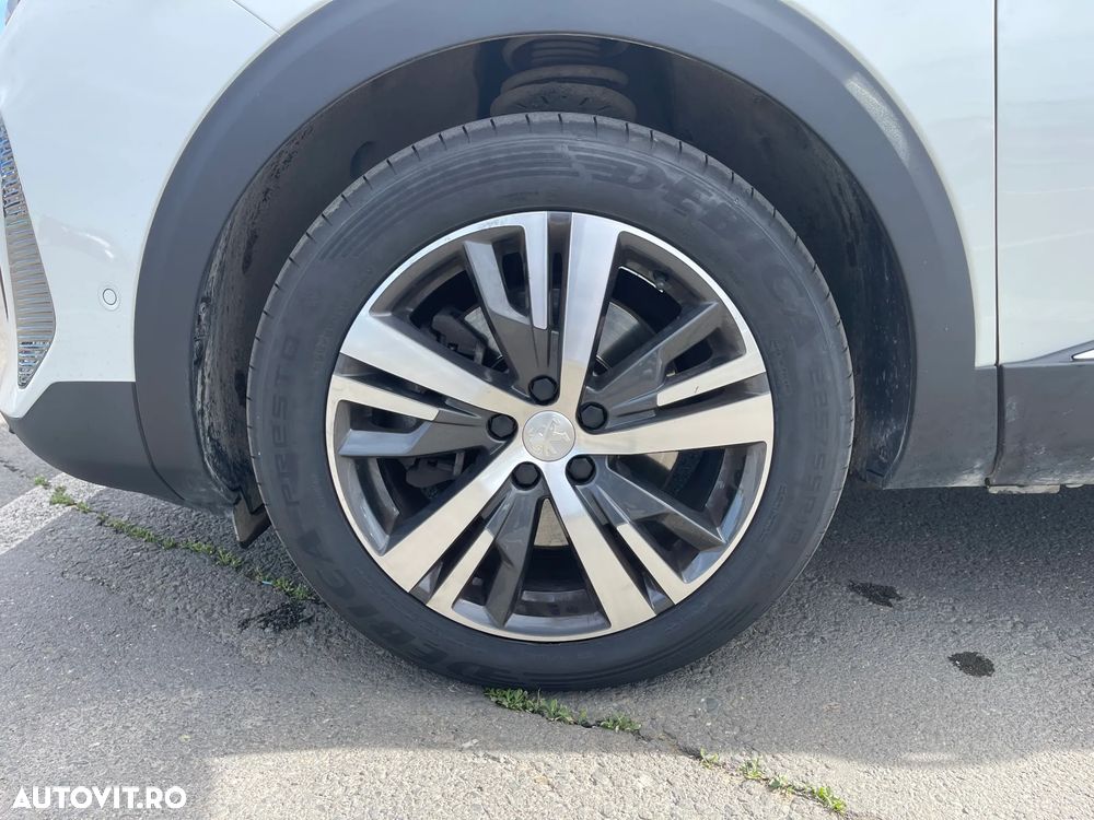 Peugeot 3008 225 e-EAT8 Allure Pack - 31