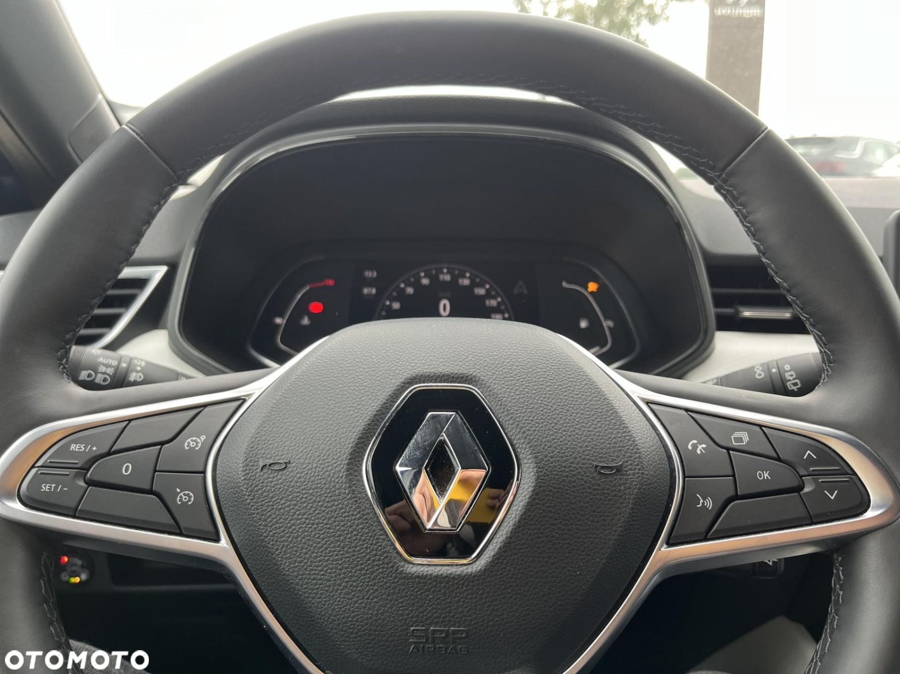 Renault Clio 1.0 TCe Techno - 16