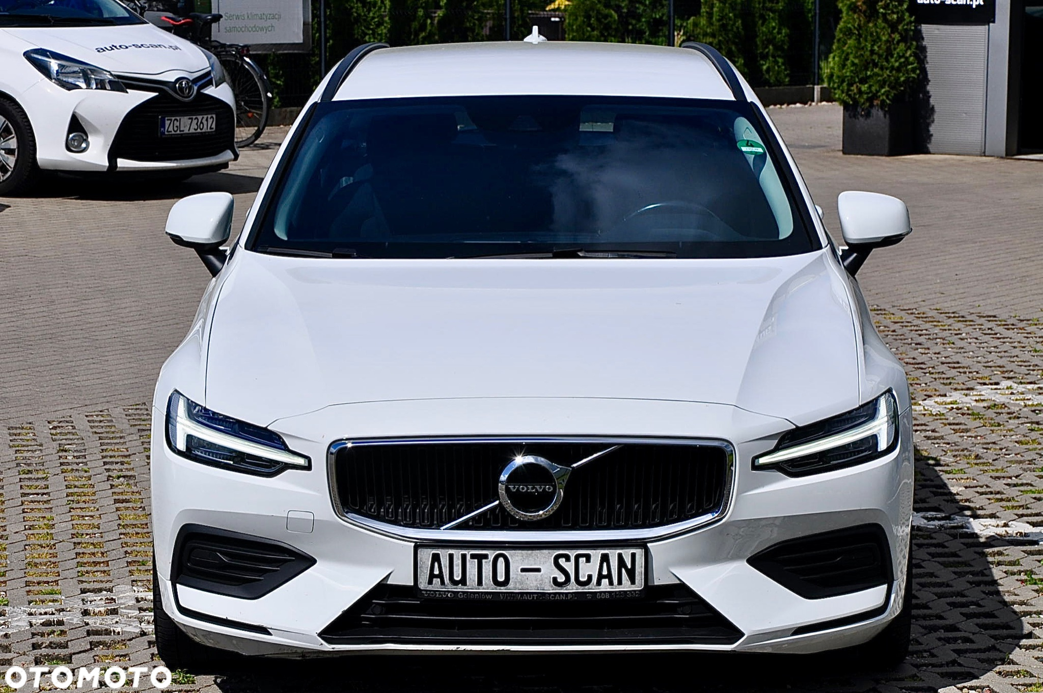 Volvo V60 B3 B Geartronic Momentum - 3