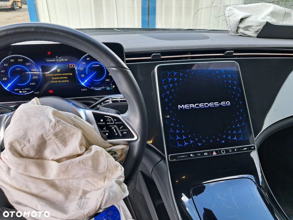 Mercedes-Benz EQE - 13