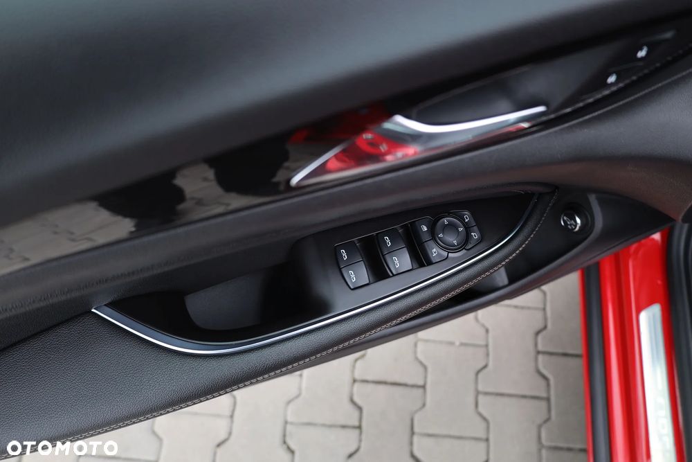 Opel Insignia 1.5 T GPF Exclusive S&S - 18
