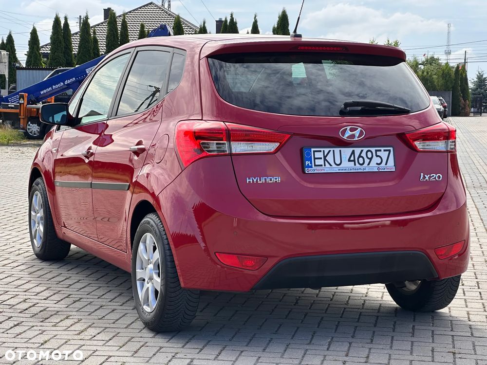 Hyundai ix20 1.6 blue Trend - 21