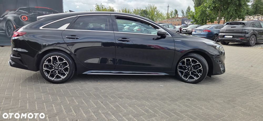 Kia ProCeed 1.5 T-GDI DCT7 OPF GT LINE - 18