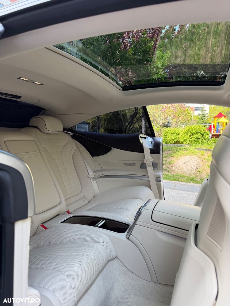 Mercedes-Benz S 500 4MATIC Aut - 10