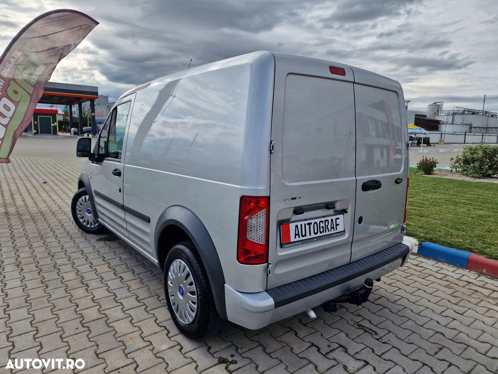 Ford Transit Connect - 4