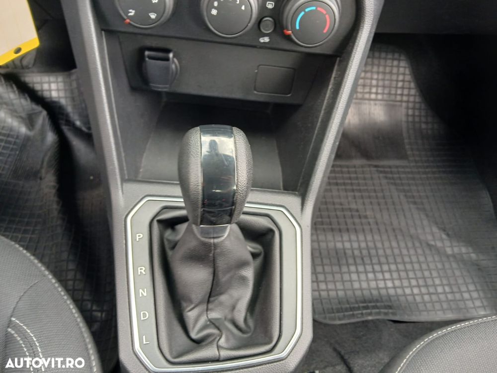 Dacia Logan TCe 90 CVT Comfort - 13