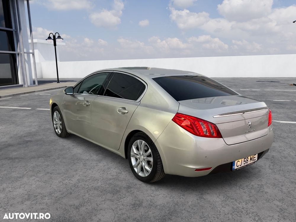 Peugeot 508 RXH Hybrid4 - 4