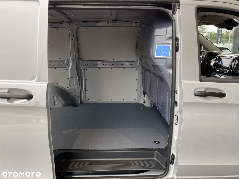 Mercedes-Benz Vito - 19