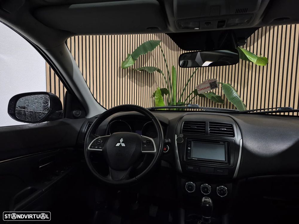 Mitsubishi ASX 1.8 DI-D Instyle - 24