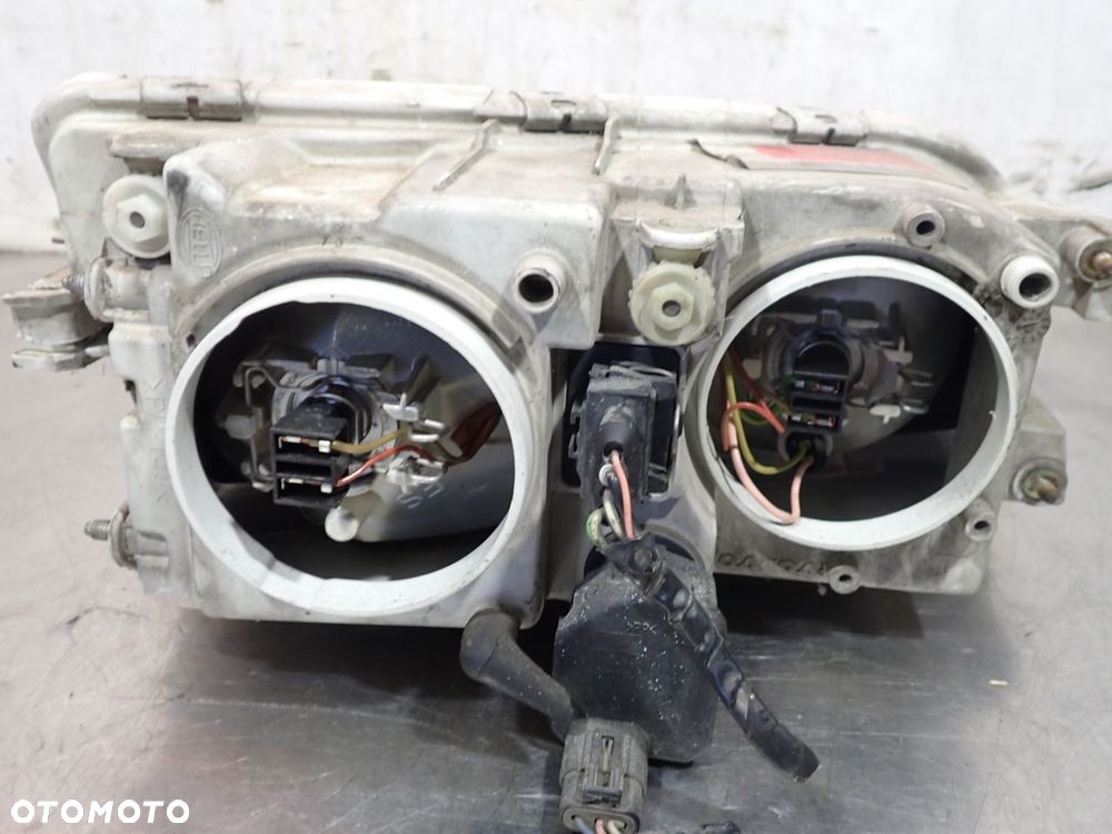LAMPA LEWA PRZEDNIA VOLVO S40 I 1.9 30899878 - 9