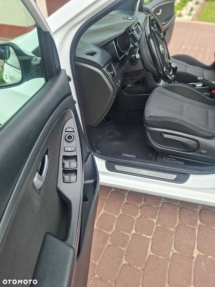 Hyundai i30 1.4 Passion - 18