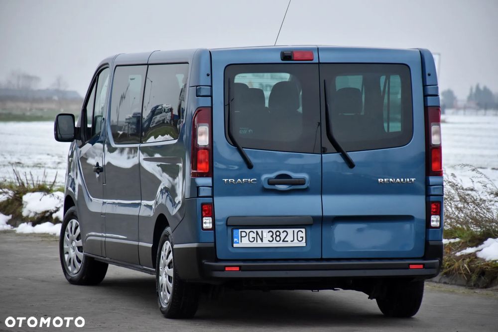 Renault Trafic Grand 2.0 dCi - 6