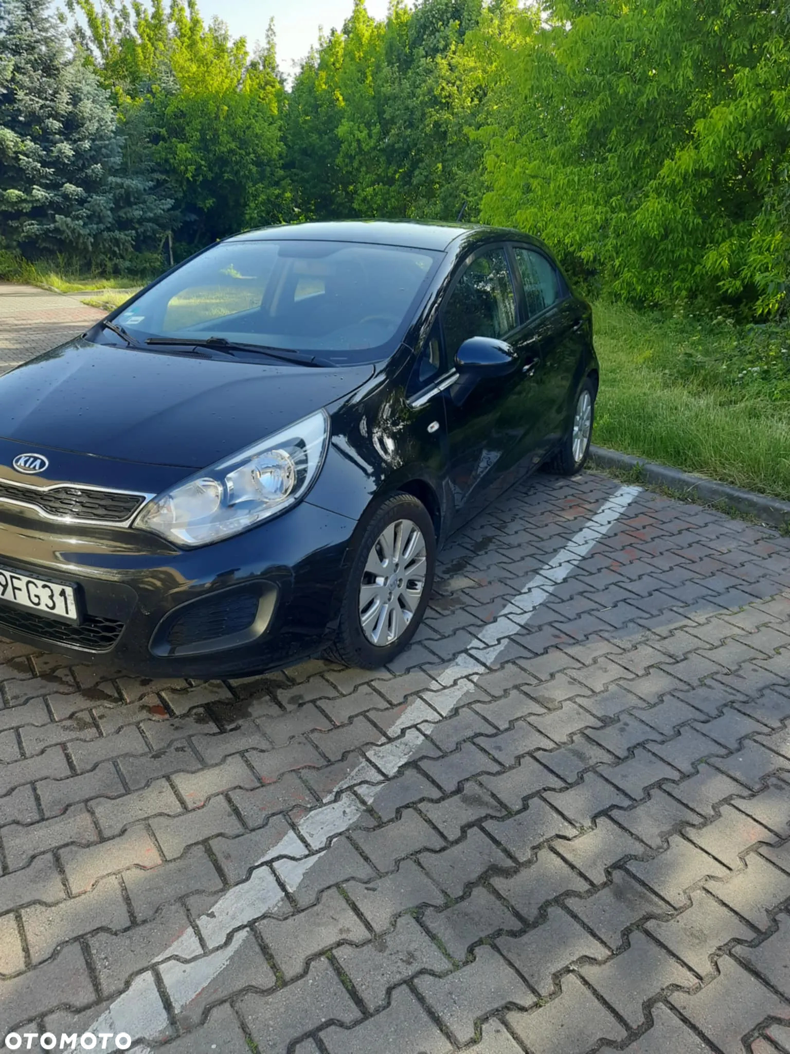 Kia Rio 1.4 L - 2