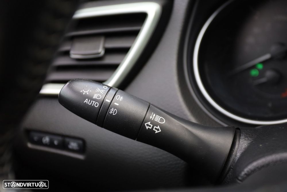 Nissan Qashqai 1.5 dCi N-Connecta - 15