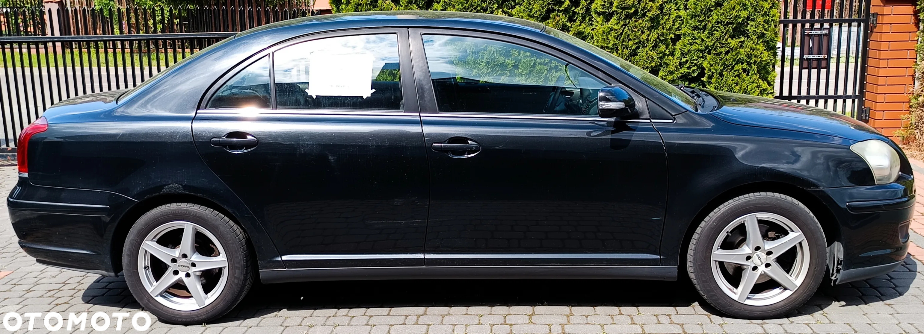 Toyota Avensis 2.0 D-4D Luna - 2