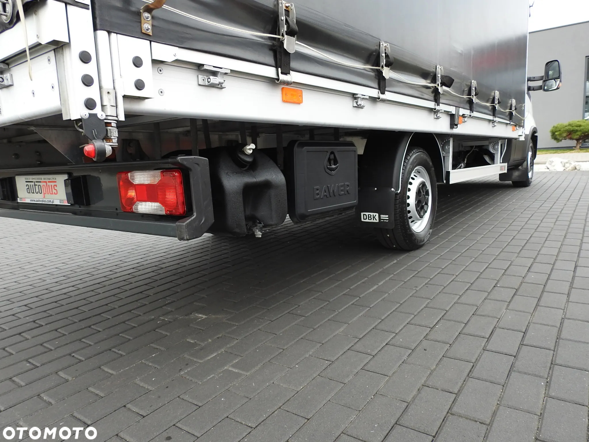 Iveco DAILY  35S18 PRITSCHE PLANE 10 PALETTEN WEBASTO TEMPOMAT LED LICHTER KLIMAANLAGE 180PS [ 437602 ] - 17