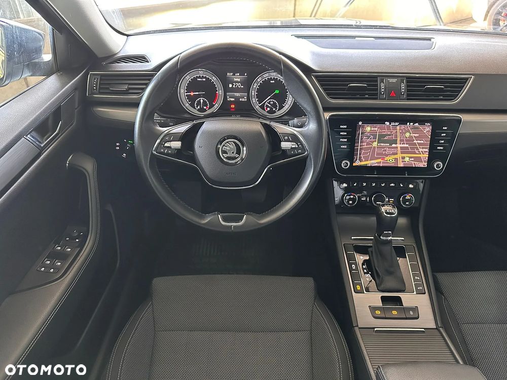 Skoda Superb 2.0 TDI SCR 4x4 Style DSG - 10