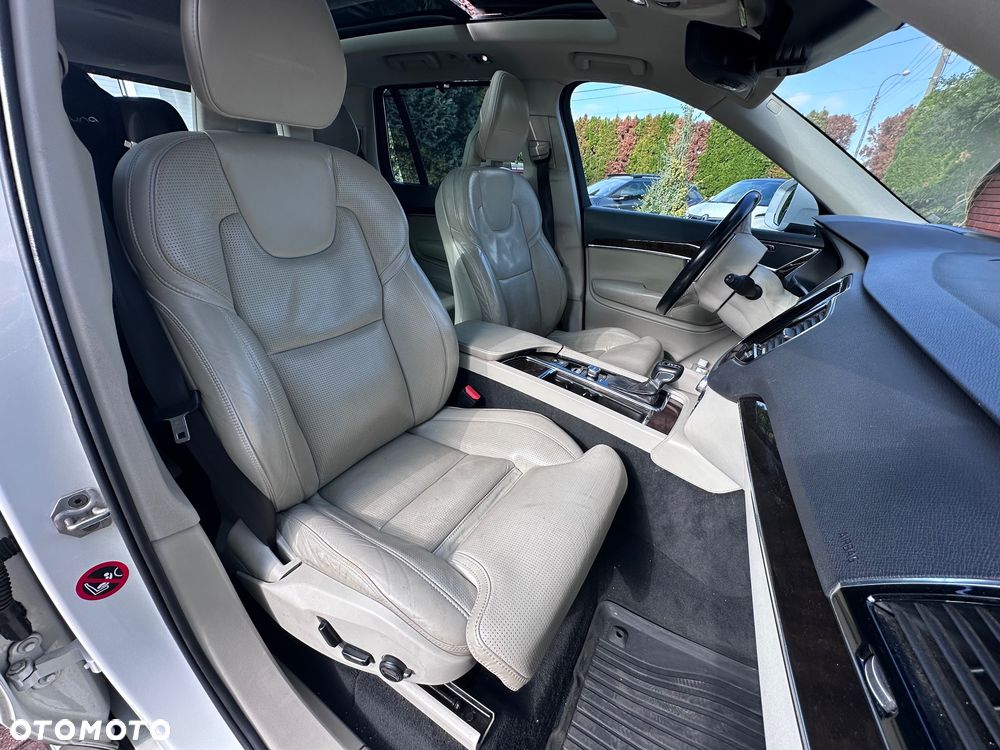 Volvo XC 90 D5 AWD R-Design - 6