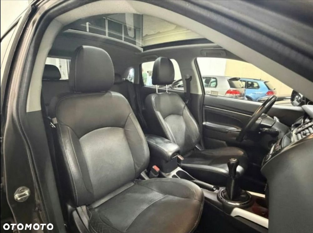Mitsubishi ASX - 16