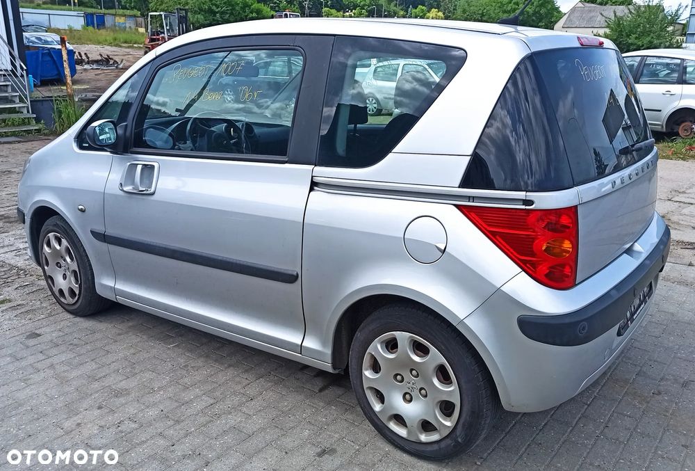 PEUGEOT 1007 1.4 Benzyna 2006r - 5