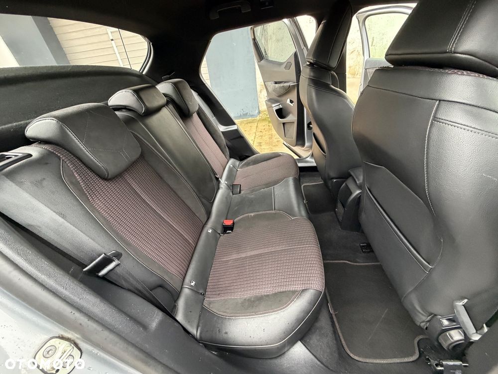 Citroën DS3 Crossback BlueHDi 110 PERFORMANCE LINE - 10