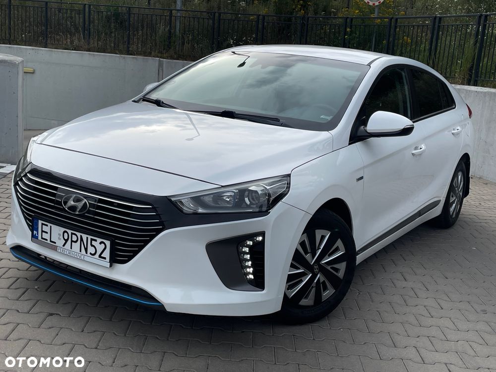 Hyundai IONIQ Hybrid Business - 3