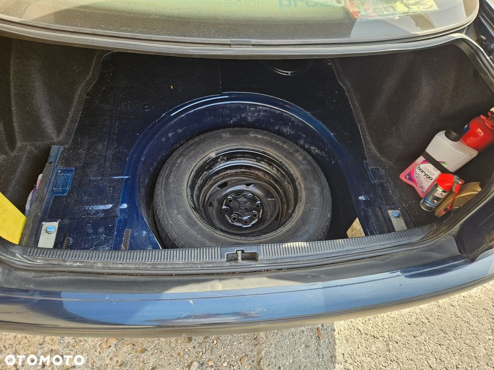 Audi 80 2.0 E - 6