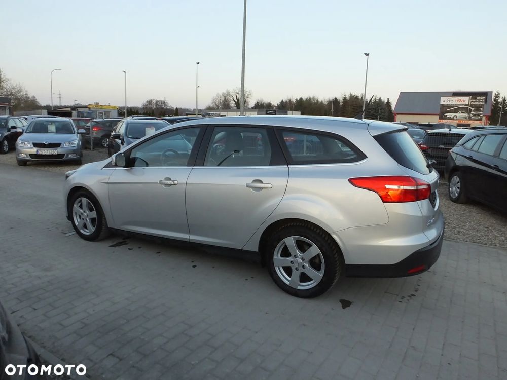 Ford Focus 1.5 TDCi DPF Start-Stopp-System Titanium - 16